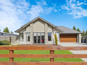 Rhoboro Retreat, Twizel